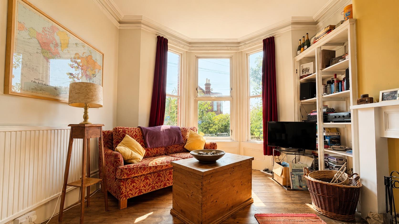 4 bed property in Canute Road, Hastings